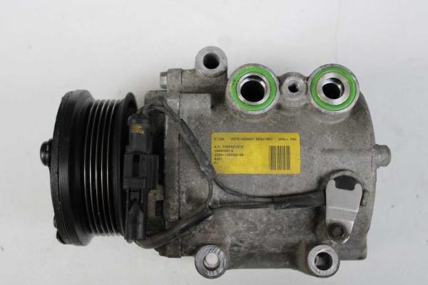 COMPRESSEUR DE CLIMATISATION FORD - Vue 1